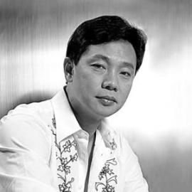 区志航——在最热新闻地点“俯卧撑”自拍