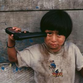 Steve McCurry镜头中的孩子