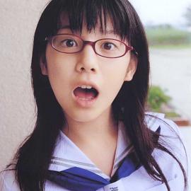 秋日少女写真馆（二）：眼镜妹夏帆