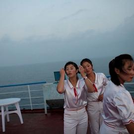 路透社镜头下的朝鲜职业女性