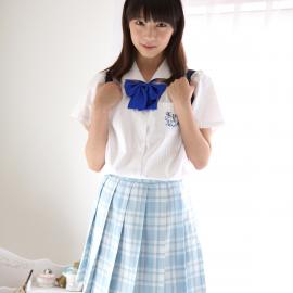 大谷彩夏清纯制服诱惑