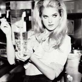Ellen von Unwerth拍摄的GUESS广告