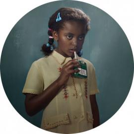 Frieke Janssens烟草小孩