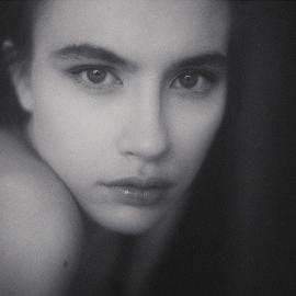 Julia Tsoona的人像摄影