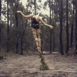 舞者的超現實自拍——Ingrid Endel