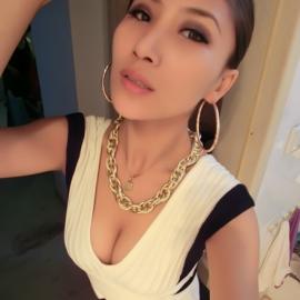 修身性感短裙妹子随手拍