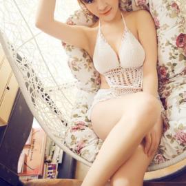 夏日秀秀比坚尼性感写真
