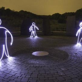 世界需要的想象力——光绘给予你