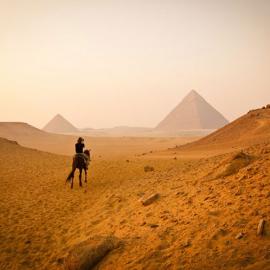 世界著名景点的照片背后