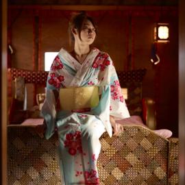 日式新婚之夜美女孤寂