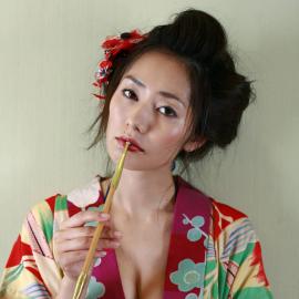 和服诱惑の谷桃子