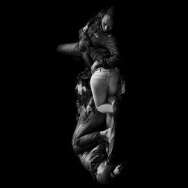 你在睡觉，他在拍，然后……