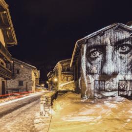 让人惊艳的夜景涂鸦