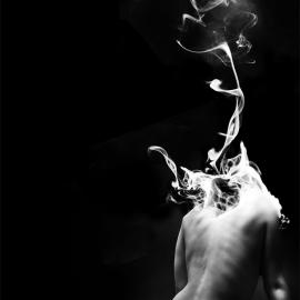 如烟似雾的迷幻人体