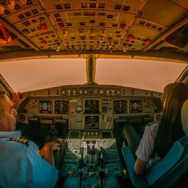 是飞行员也是摄影师