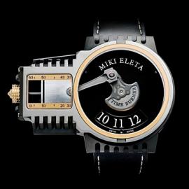 “内燃机”运动手表