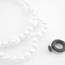 Alissia Melka-Teichroew的连体珠宝设计