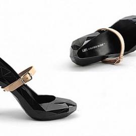 构成主义高跟鞋