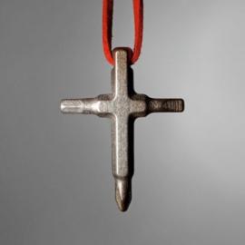 a bit cross螺丝项链