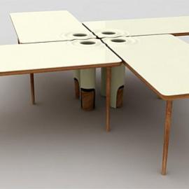 拥有垃圾箱的桌子