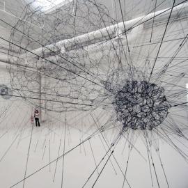 令人惊叹的Tomas Saraceno作品