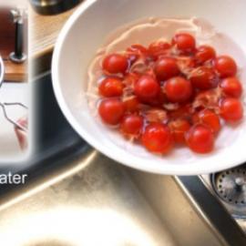 漏斗与滤网合一的洗菜碗