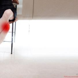 可以放在腿上的桌子