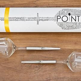 可插入土壤的红酒杯pointer