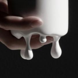 纯天然鲜奶杯
