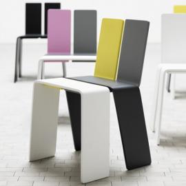 容易拆卸与重新组合的椅子