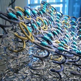 全部由弹簧组成的椅子