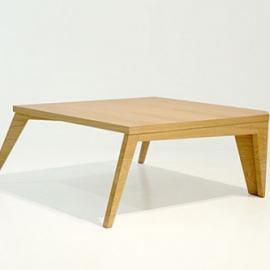 Ju Yeong的近作---branch桌子