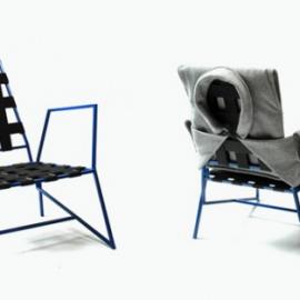 穿了外套的椅子