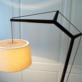 清逸灵动的Puu落地灯