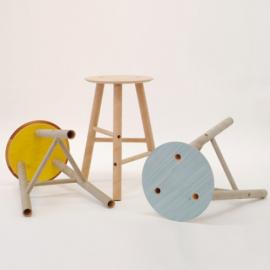 轻盈坚固的家具