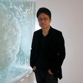 Tokujin Yoshioka：恒星