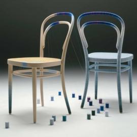 Keisuke Fujiwara设计的Spool 椅子