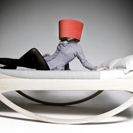 Mkloker Design的摇摇床设计