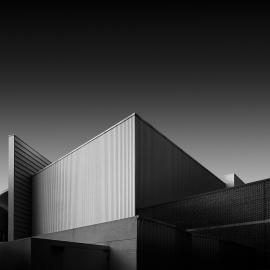 逼格不够，黑白来凑的城市景观