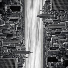 Brad Sloan：在黑白中颠倒世界