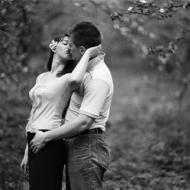 爱意浓浓的29张黑白照片