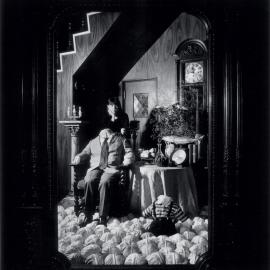 今 道子  用黑白编织消逝的时间