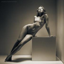 纯净的黑白人体