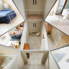 拥有中空天井的温馨小阁楼