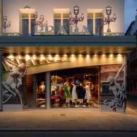 prada巴黎的新临时店铺