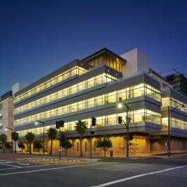 海伦迪勒家庭癌症研究大厦