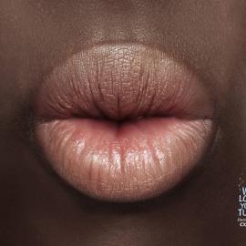 Coway自动清洗马桶：亲吻篇