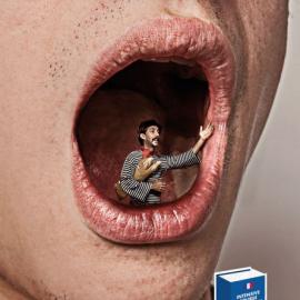 语言学校广告：唱双簧