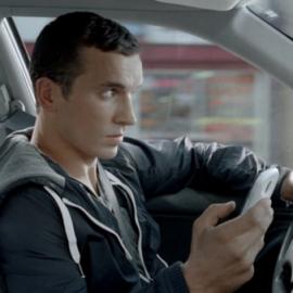 车险广告：开车发短信，古人亦有之