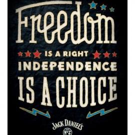 杰克丹尼：Live freely, drink sensibly